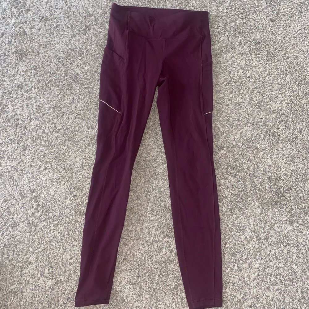 Lululemon Maroon Wunder Under W POCKETS
